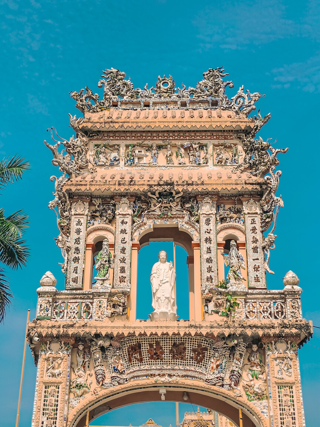 Vinh Trang - Southern pagoda that possesses three giant Buddha statue 3930 z2280499677854 1f3f22f77856eb7846bebd6d9b9365f9